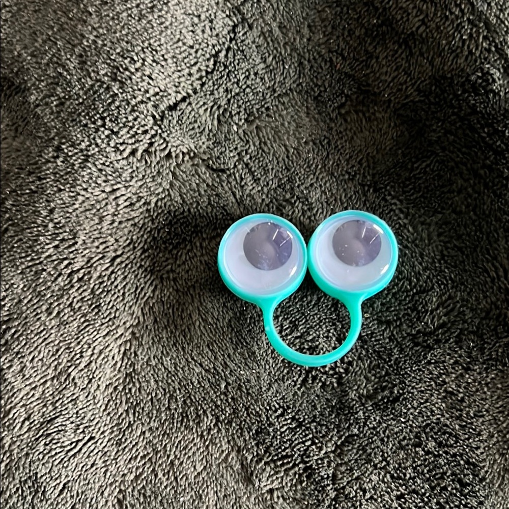 Fun Googly Eye Ring